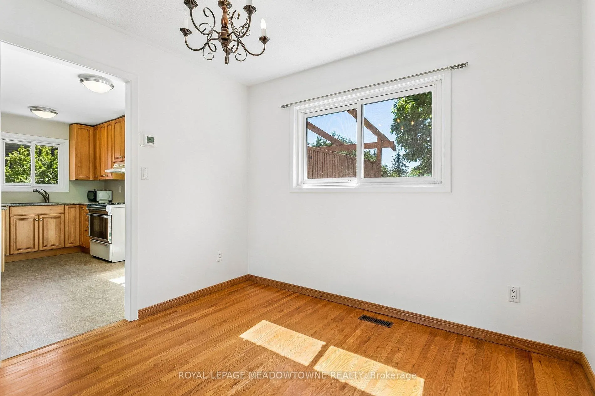 Photo 12 of 34 Plainsman Road, Mississauga, Streetsville — HOMEH