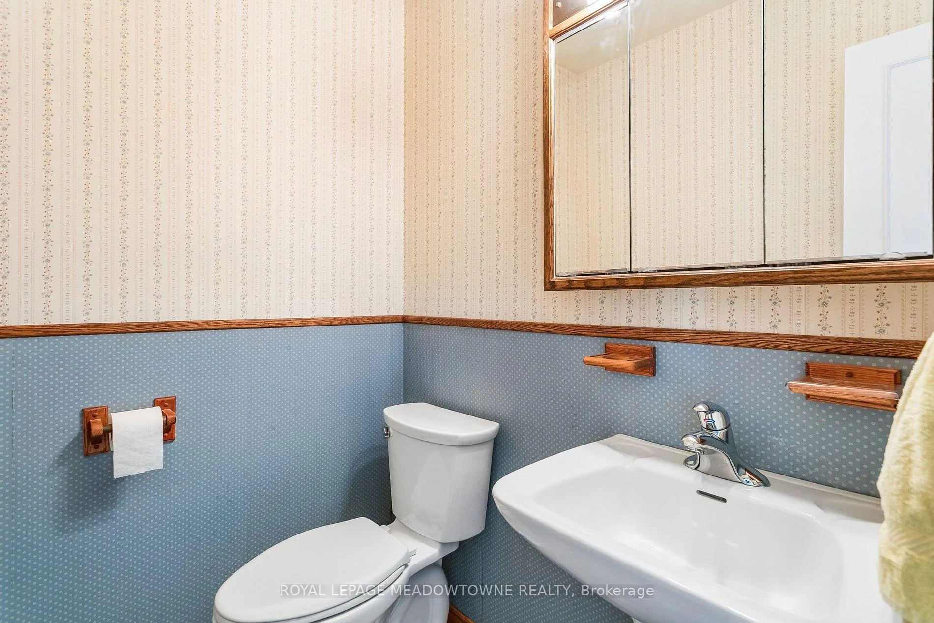 Photo 21 of 34 Plainsman Road, Mississauga, Streetsville — HOMEH