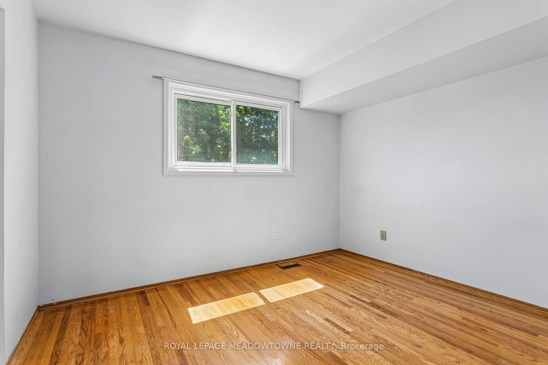 Photo 60 of 34 Plainsman Road, Mississauga, Streetsville — HOMEH