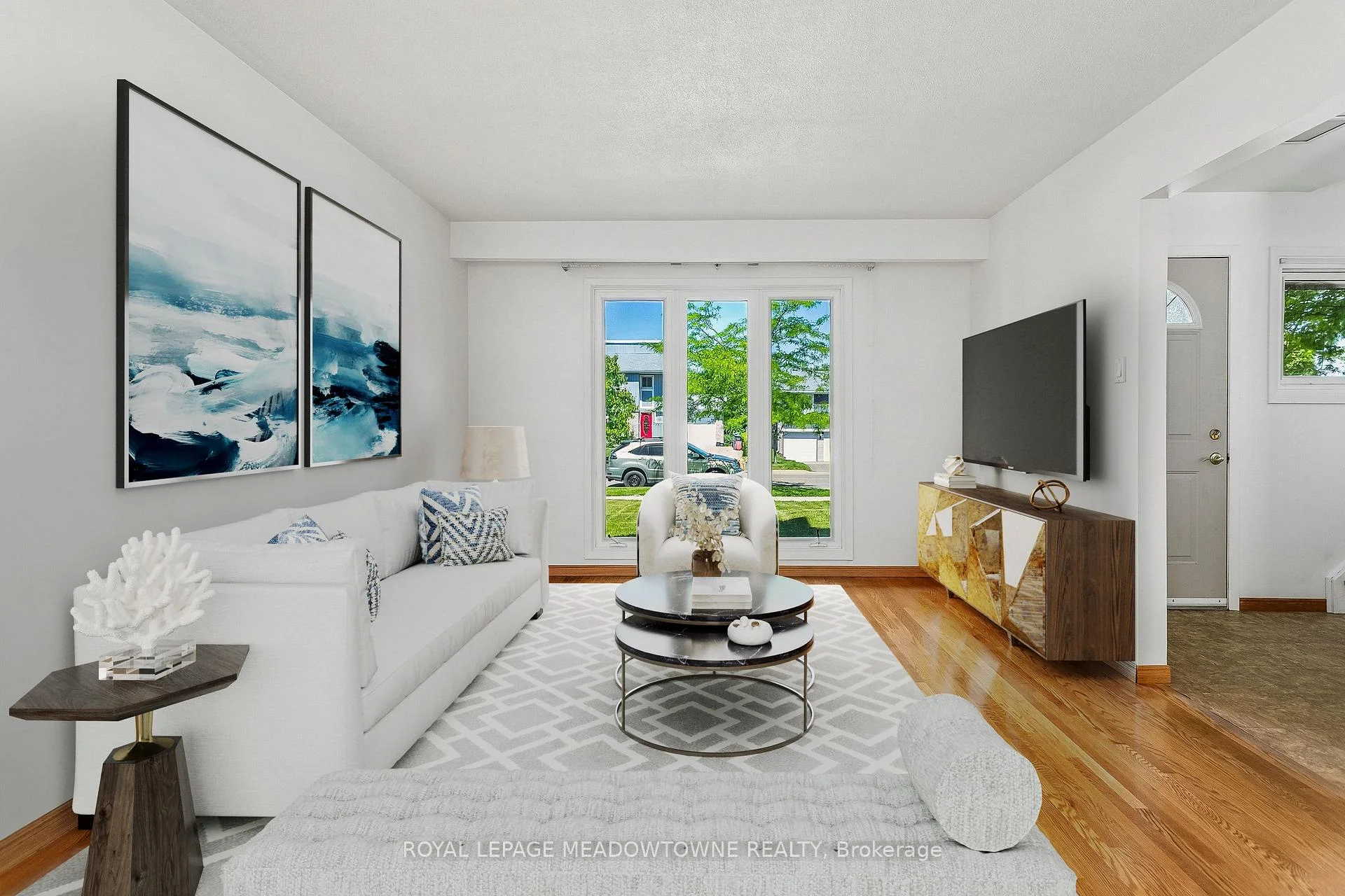 Photo 5 of 34 Plainsman Road, Mississauga, Streetsville — HOMEH