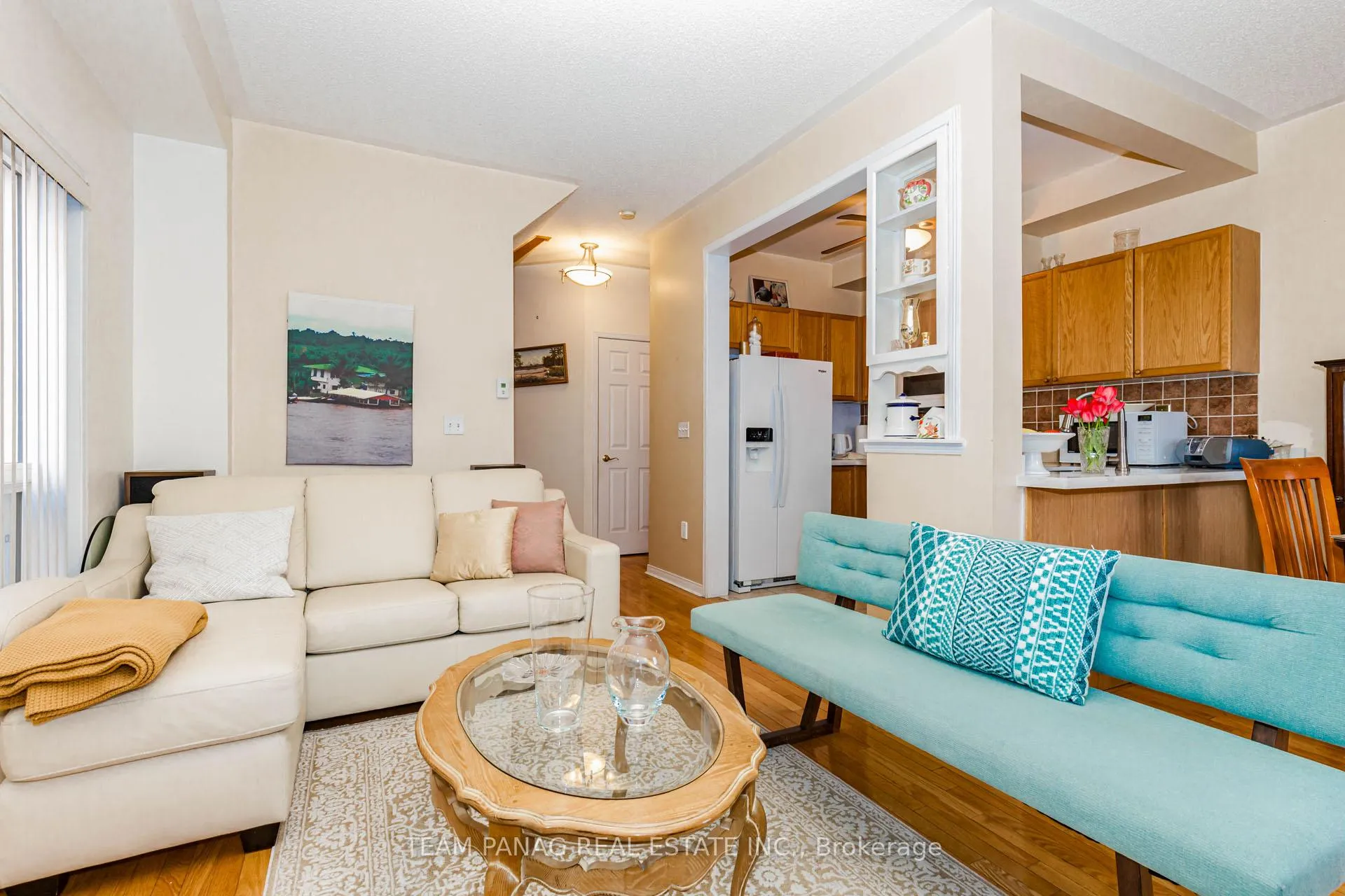 Photo 10 of 7 Cherryplum Way, Brampton, Bramalea North Industrial — HOMEH