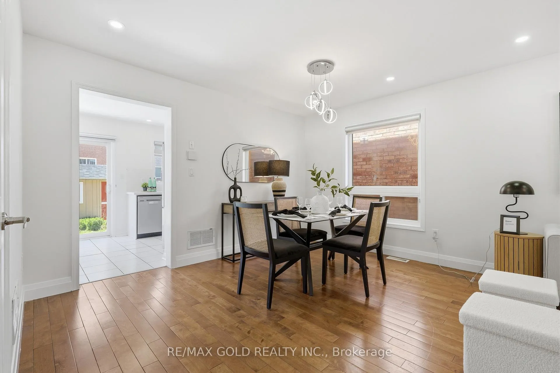 Photo 17 of 74 Sugarhill Drive, Brampton, Fletcher's Meadow — HOMEH