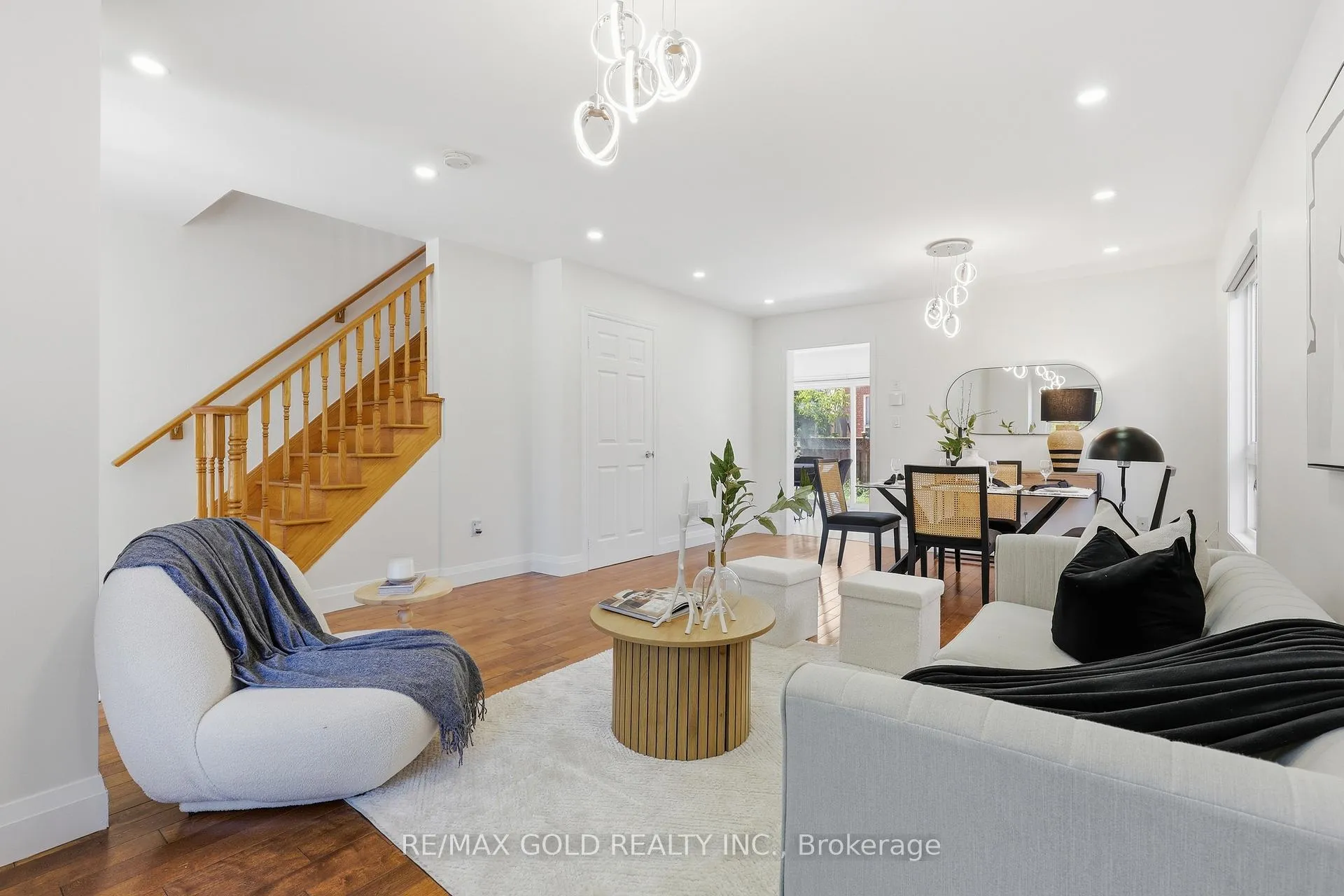 Photo 18 of 74 Sugarhill Drive, Brampton, Fletcher's Meadow — HOMEH