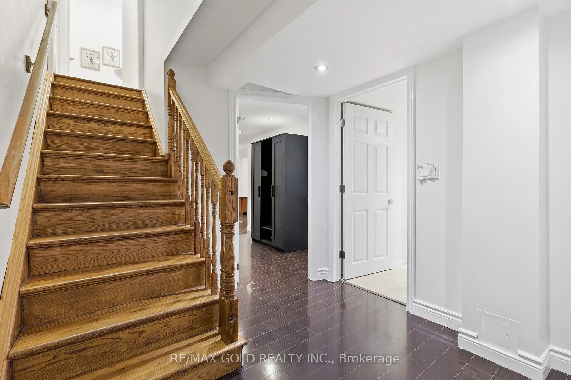 Photo 31 of 74 Sugarhill Drive, Brampton, Fletcher's Meadow — HOMEH