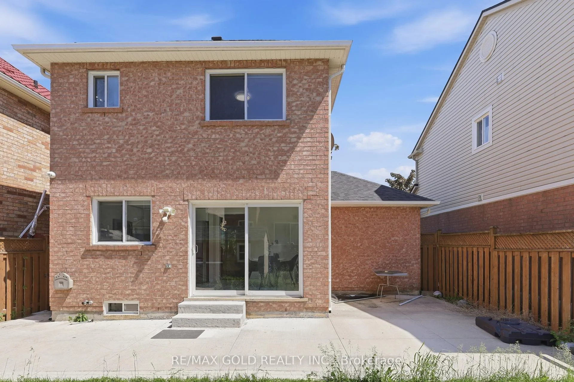 Photo 37 of 74 Sugarhill Drive, Brampton, Fletcher's Meadow — HOMEH