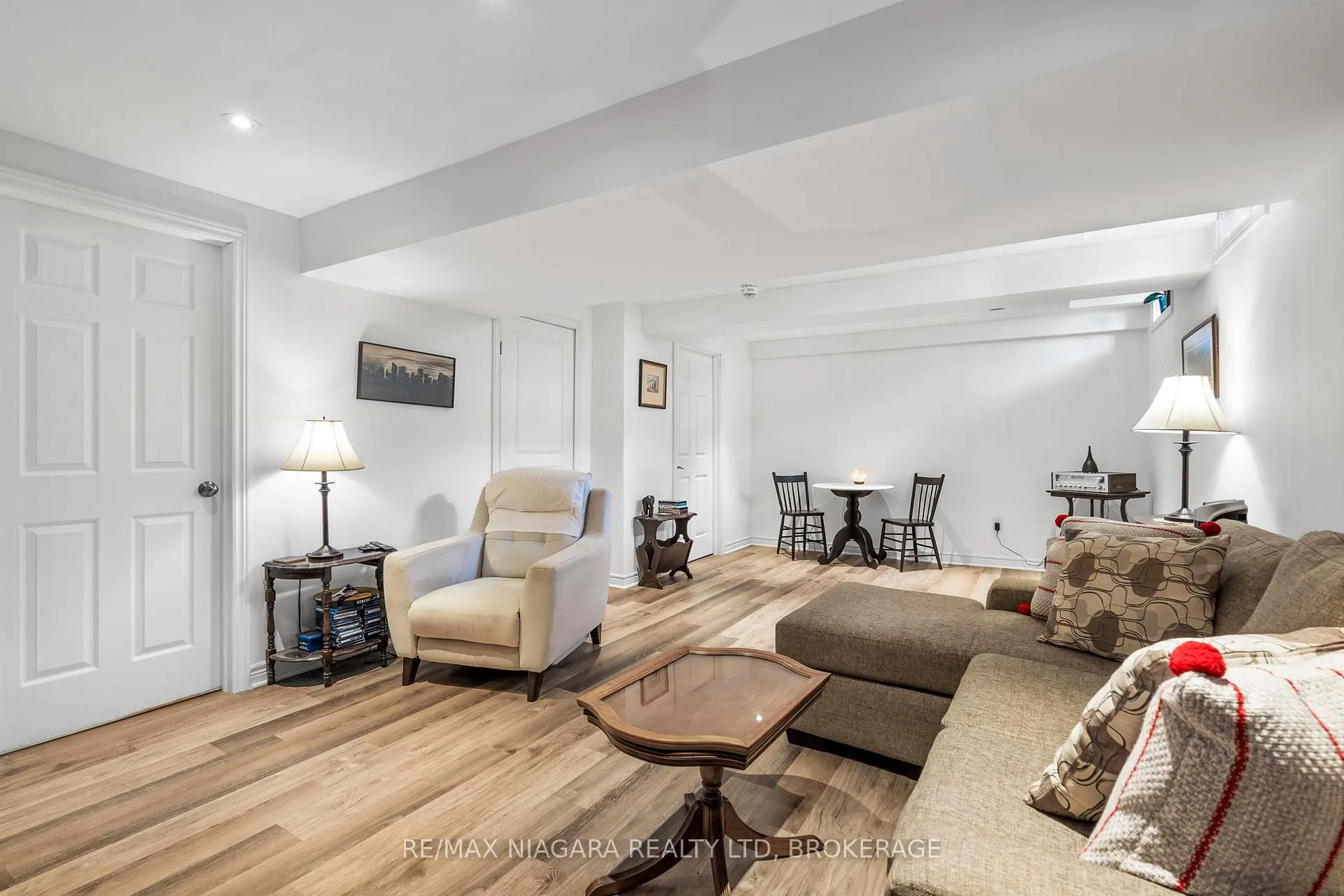 Photo 22 of 149 Roselawn Crescent, Welland, Coyle Creek — HOMEH