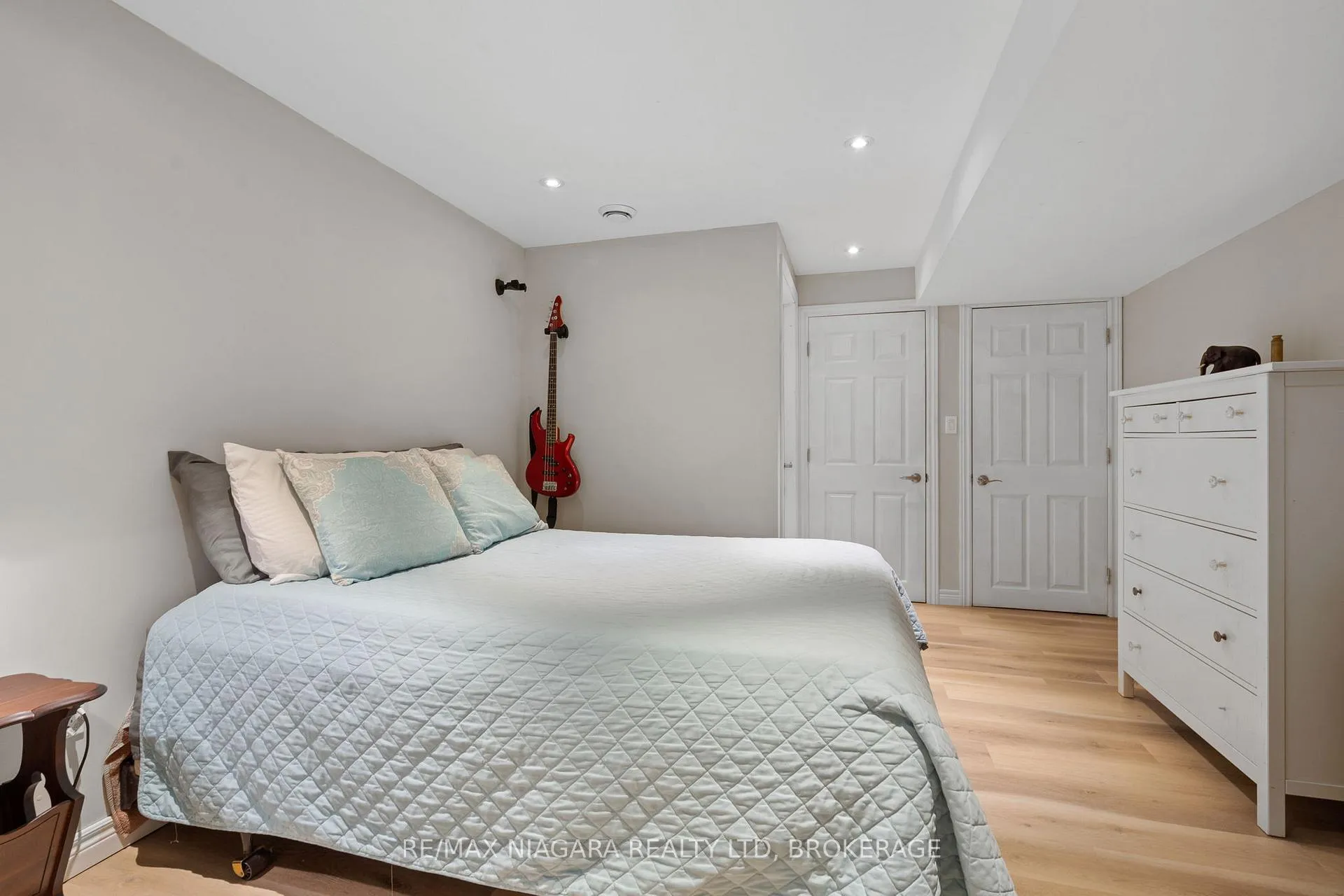 Photo 24 of 149 Roselawn Crescent, Welland, Coyle Creek — HOMEH