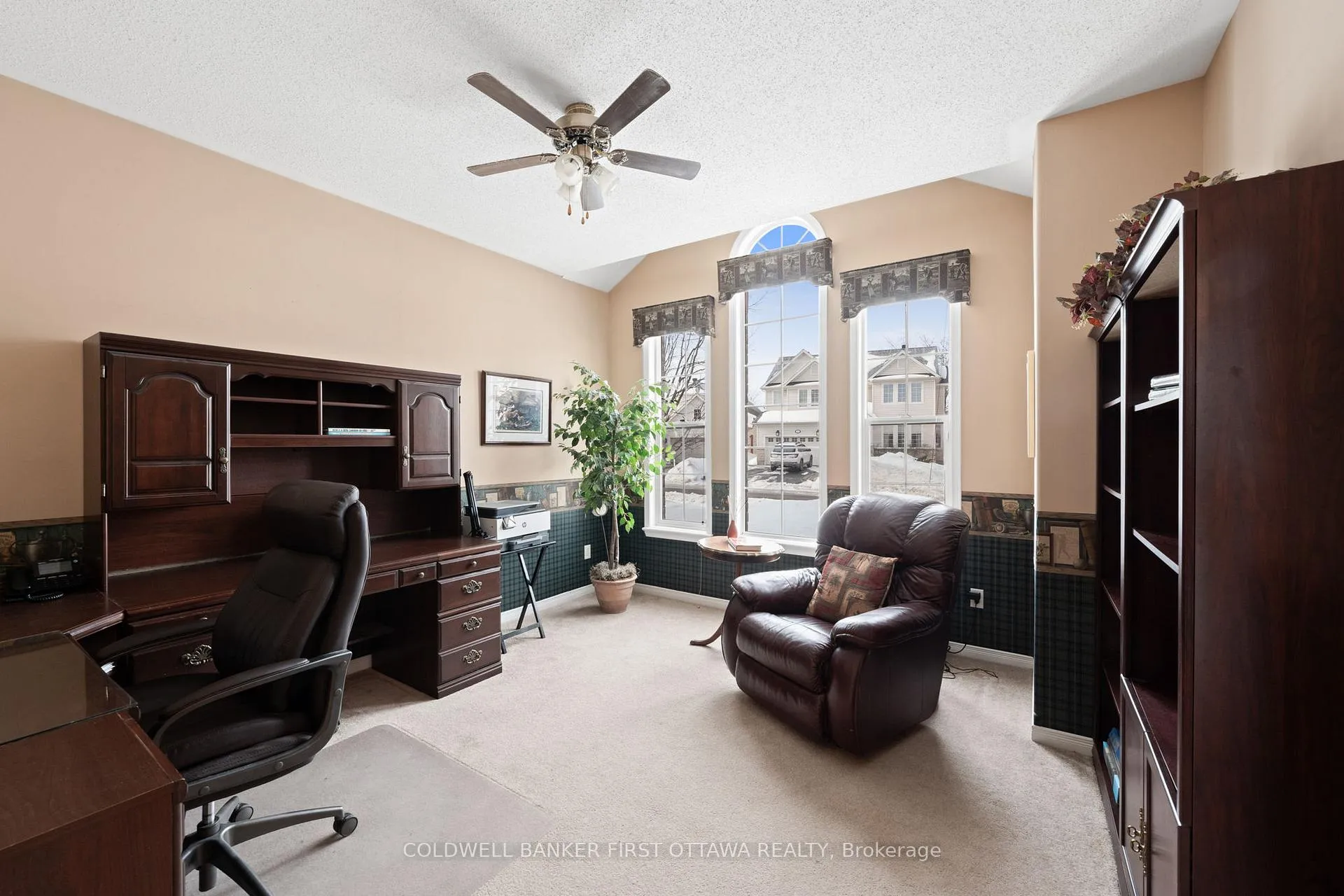 Photo 7 of 19 Fencerow Way, Ottawa, Barrhaven - Stonebridge — HOMEH