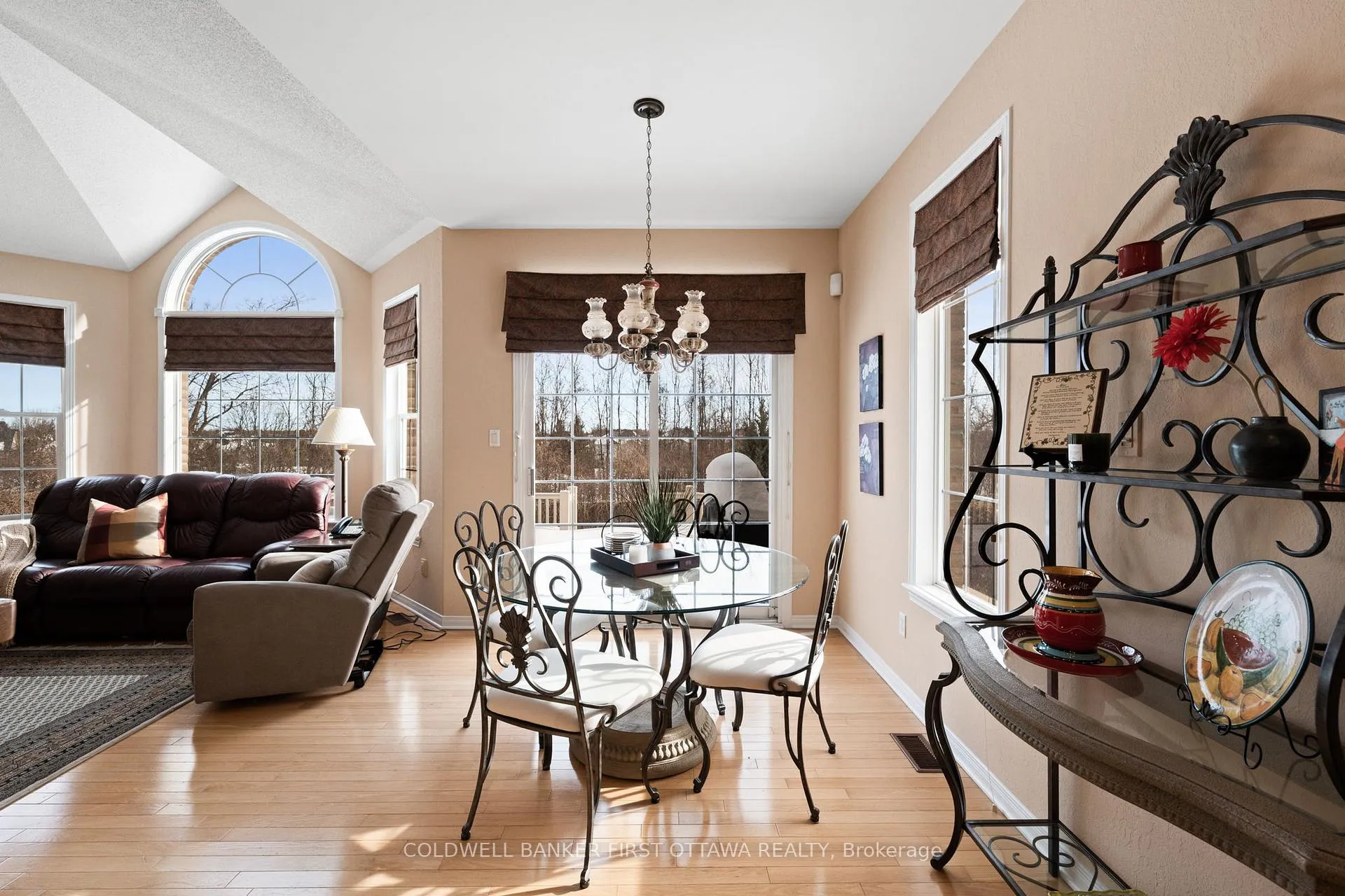 Photo 15 of 19 Fencerow Way, Ottawa, Barrhaven - Stonebridge — HOMEH