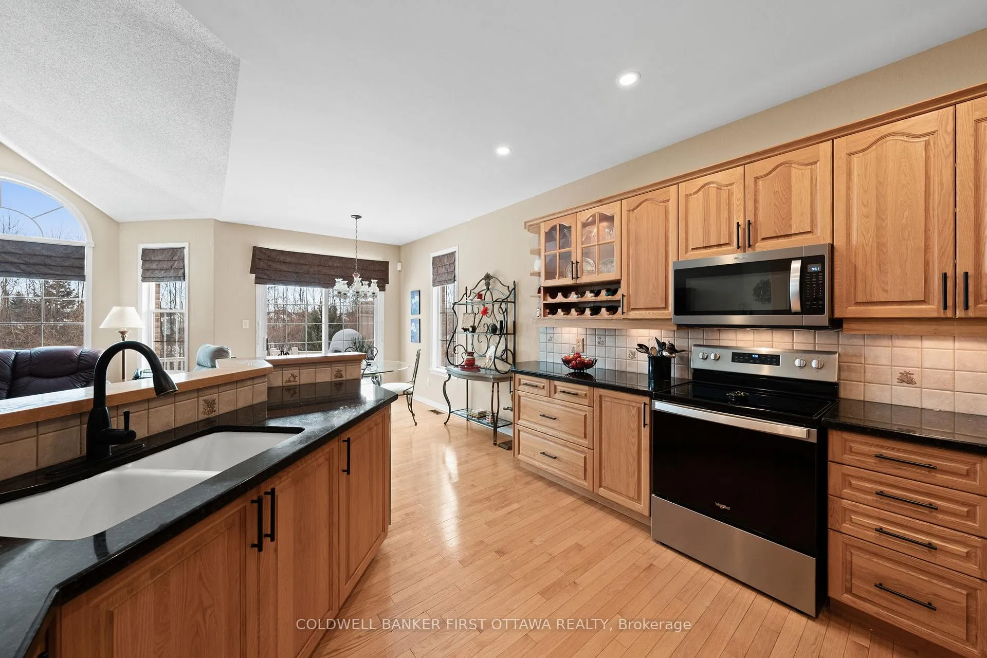 Photo 19 of 19 Fencerow Way, Ottawa, Barrhaven - Stonebridge — HOMEH