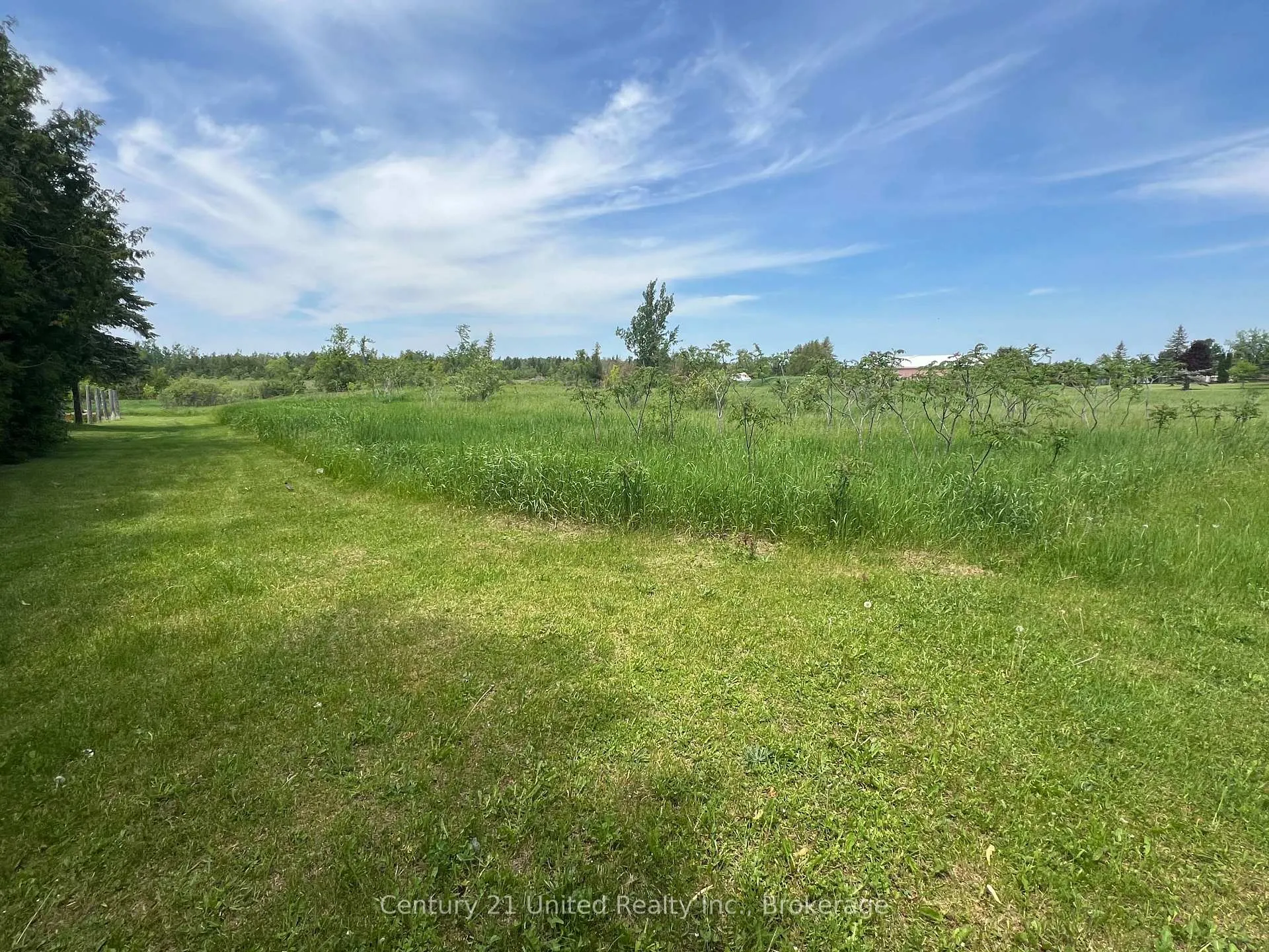 Photo 3 of 1784 7th Line, Selwyn — HOMEH