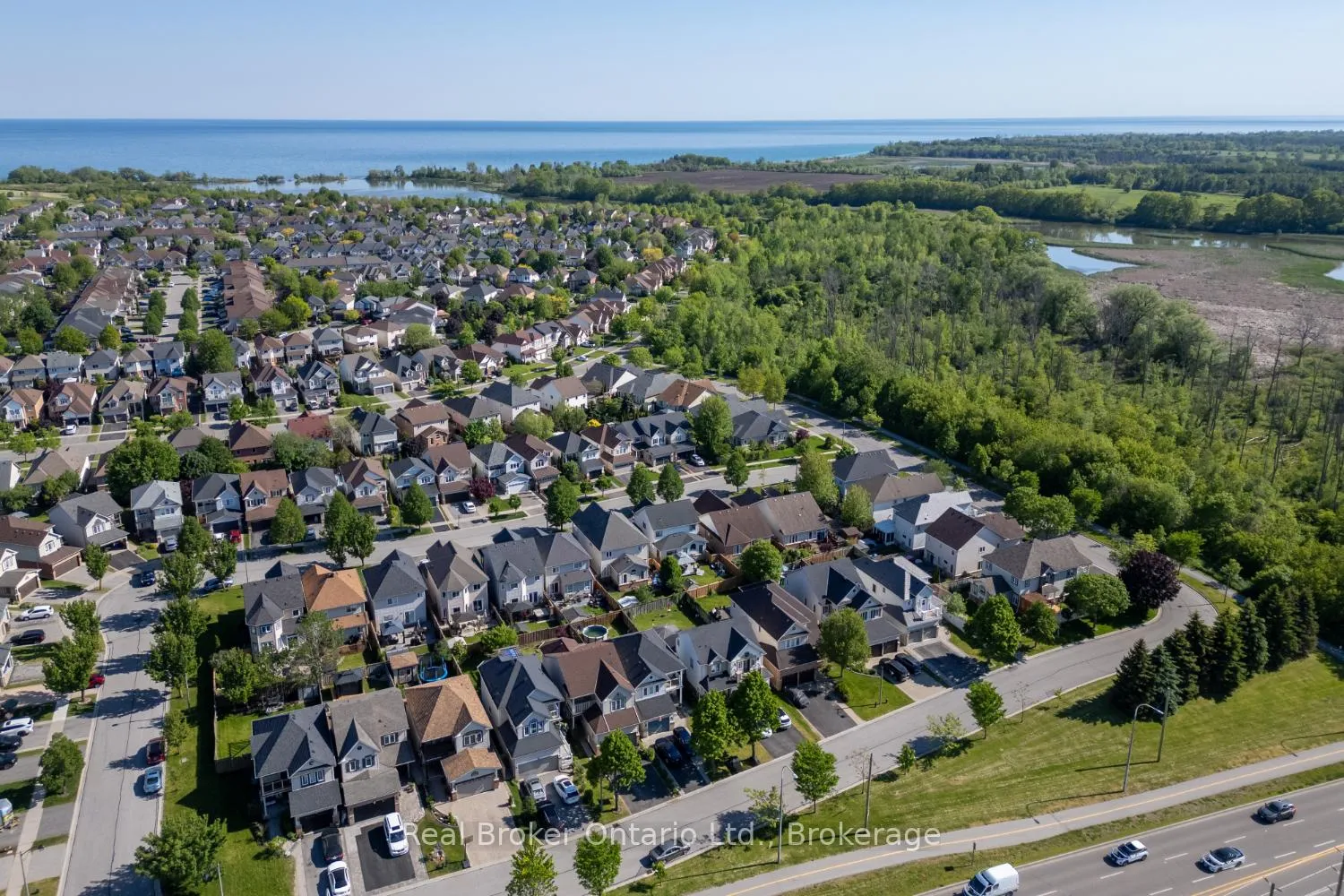 Photo 5 of 41 Havenwood Place, Whitby, Port Whitby — HOMEH