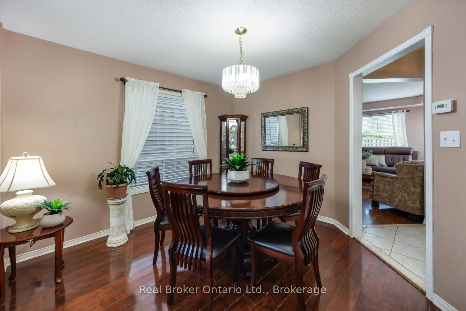 Photo 11 of 41 Havenwood Place, Whitby, Port Whitby — HOMEH