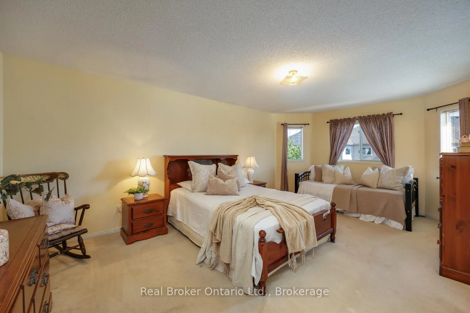 Photo 21 of 41 Havenwood Place, Whitby, Port Whitby — HOMEH