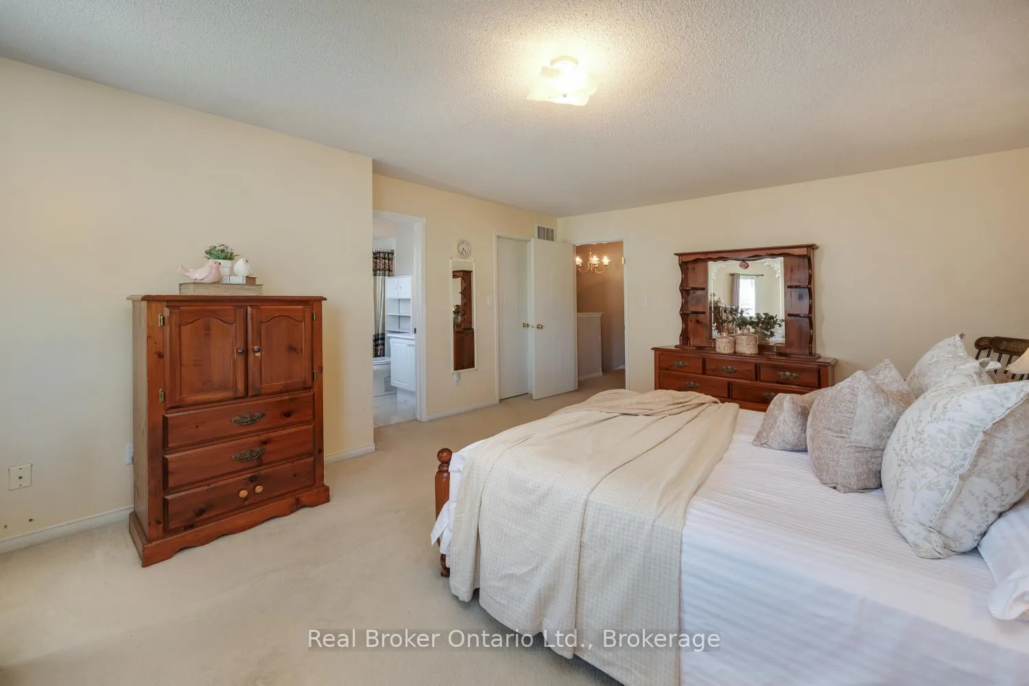 Photo 22 of 41 Havenwood Place, Whitby, Port Whitby — HOMEH