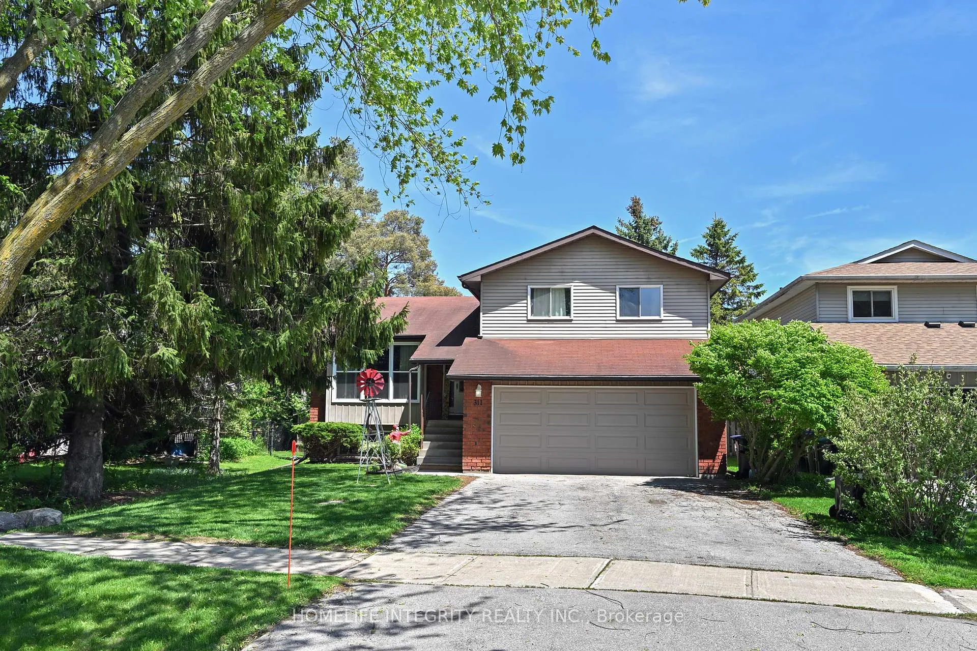 Photo 1 of 311 Centre Street N, New Tecumseth, Beeton — HOMEH