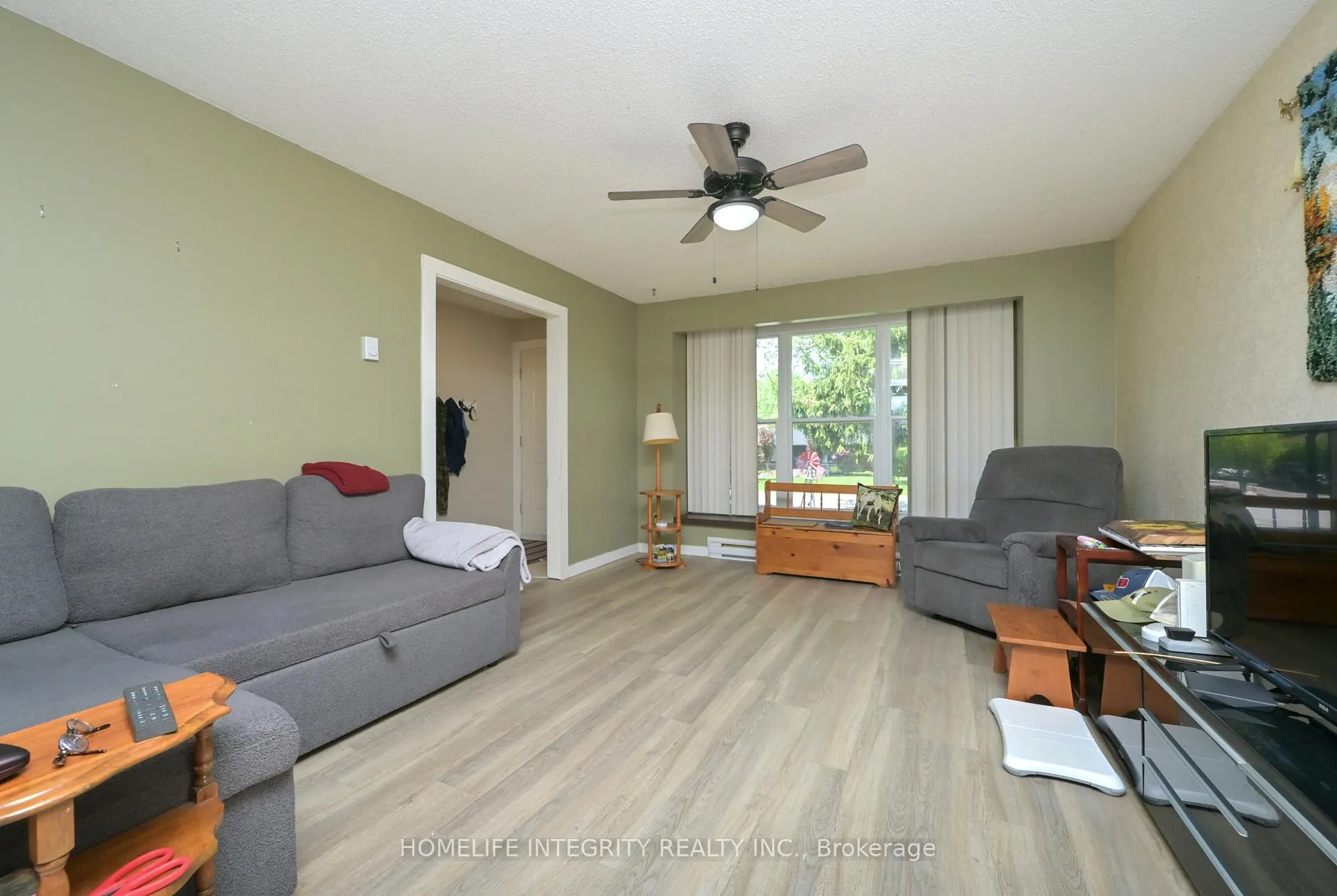 Photo 5 of 311 Centre Street N, New Tecumseth, Beeton — HOMEH