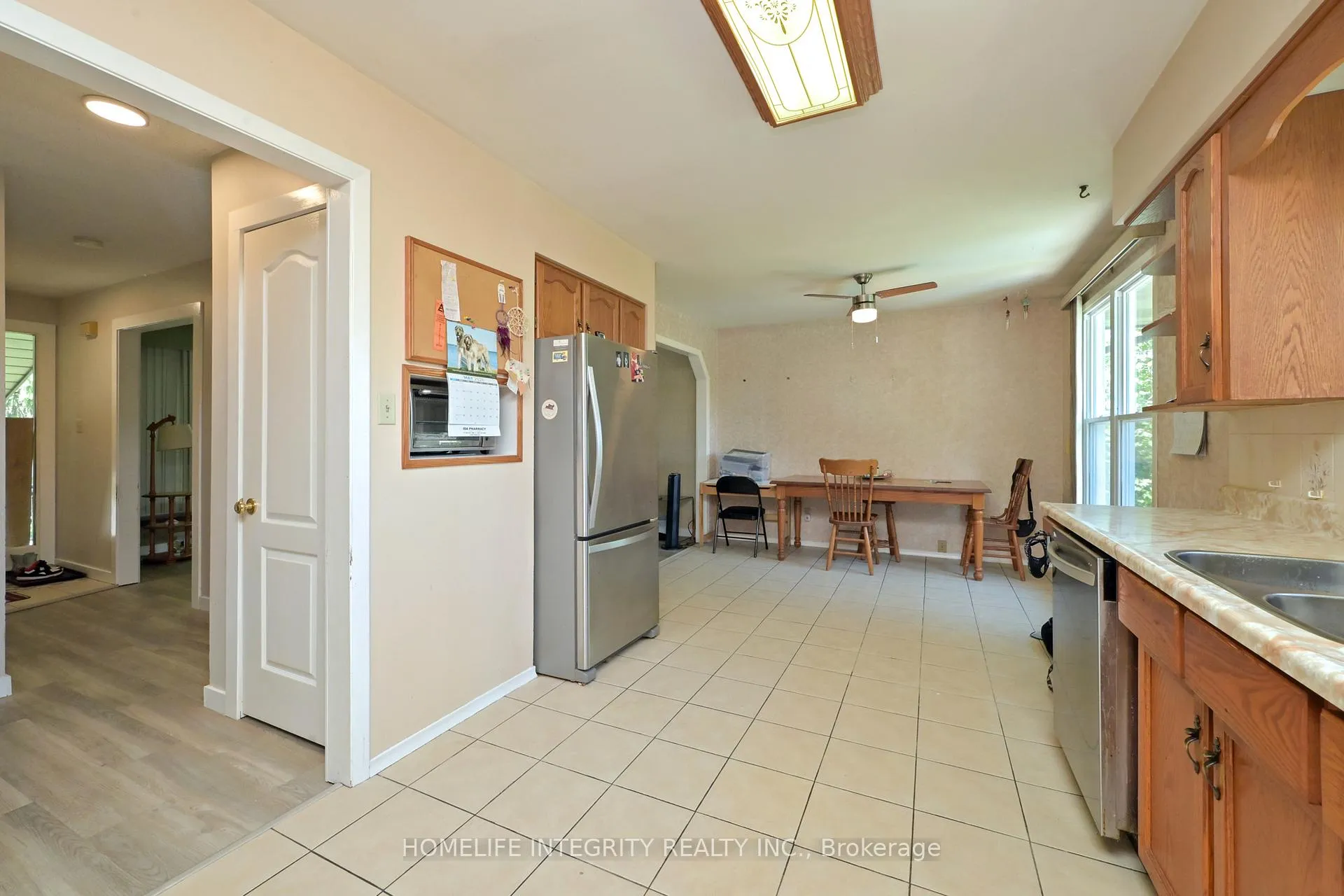Photo 10 of 311 Centre Street N, New Tecumseth, Beeton — HOMEH