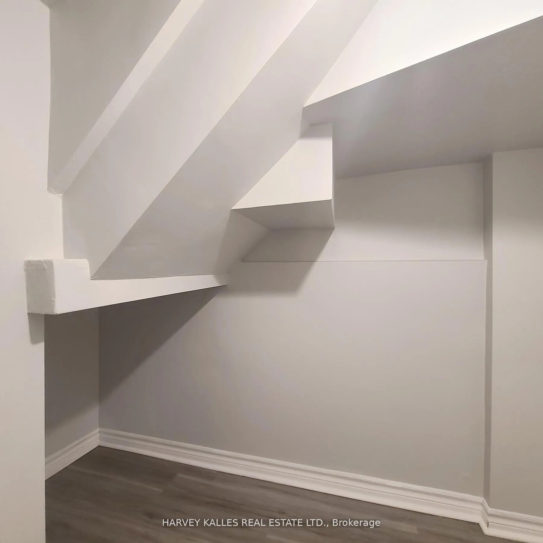 Photo 12 of Unit Lower, 238 Strathmore Boulevard, Toronto, Danforth — HOMEH