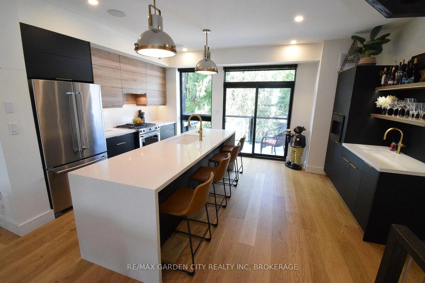 Photo 14 of Unit 5, 2 Brock Street S, Hamilton, Dundas — HOMEH