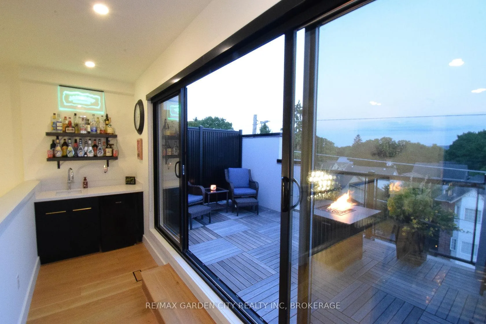Photo 36 of Unit 5, 2 Brock Street S, Hamilton, Dundas — HOMEH