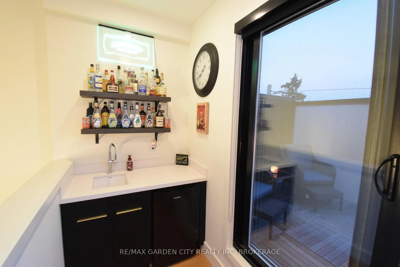 Photo 39 of Unit 5, 2 Brock Street S, Hamilton, Dundas — HOMEH