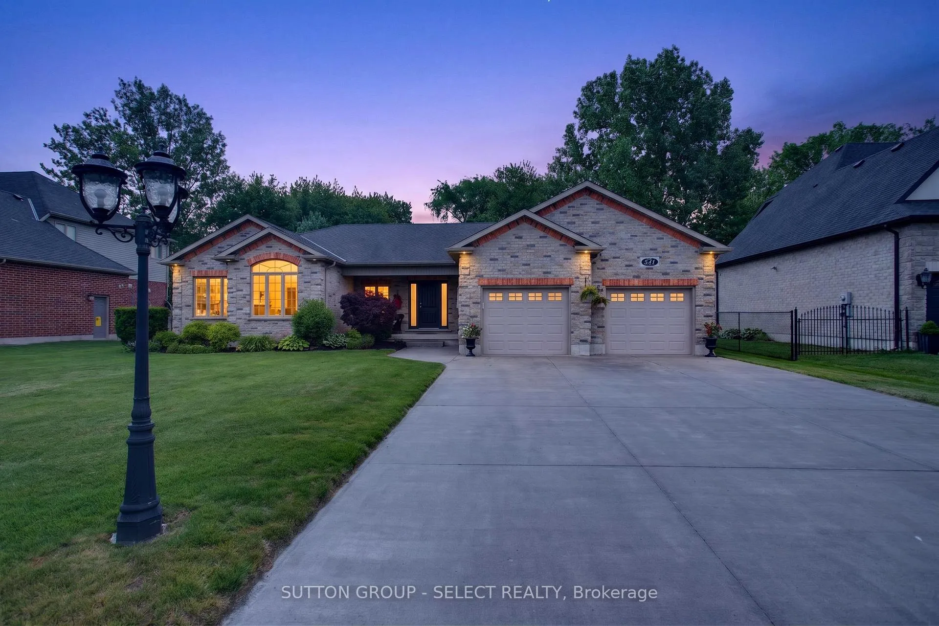 Front of 541 Juliana Drive