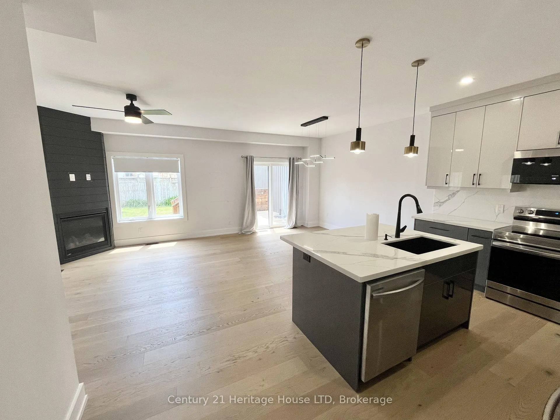 Photo 7 of 4 Keswick Street, St. Catharines, Secord Woods — HOMEH