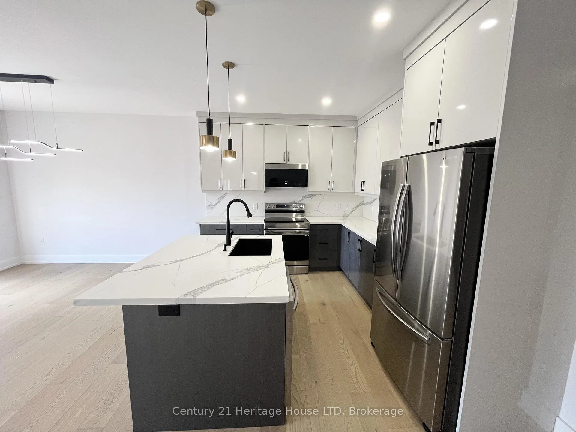 Photo 10 of 4 Keswick Street, St. Catharines, Secord Woods — HOMEH