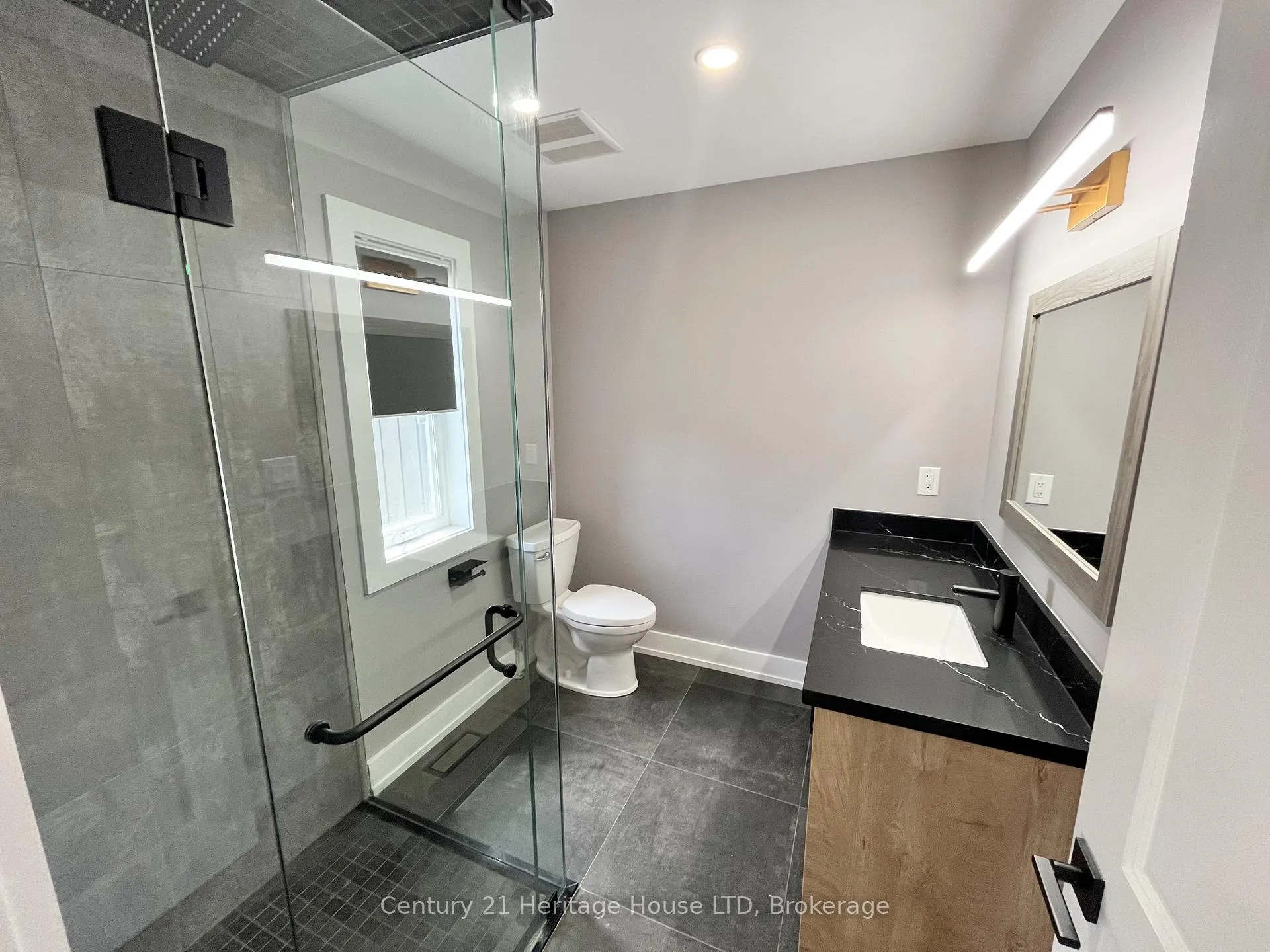 Photo 20 of 4 Keswick Street, St. Catharines, Secord Woods — HOMEH