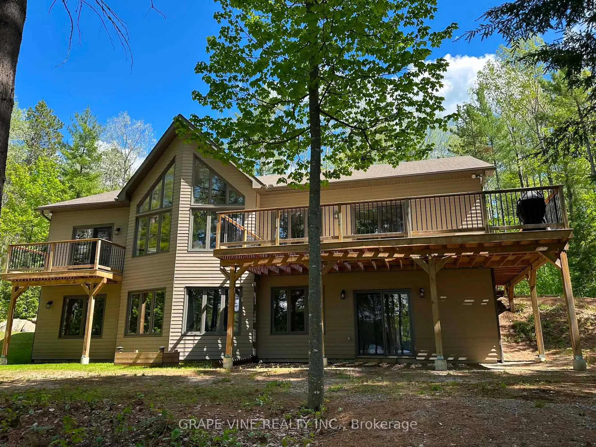 Photo 1 of 424 Lakewoods Drive, Madawaska Valley, Madawaska Valley — HOMEH