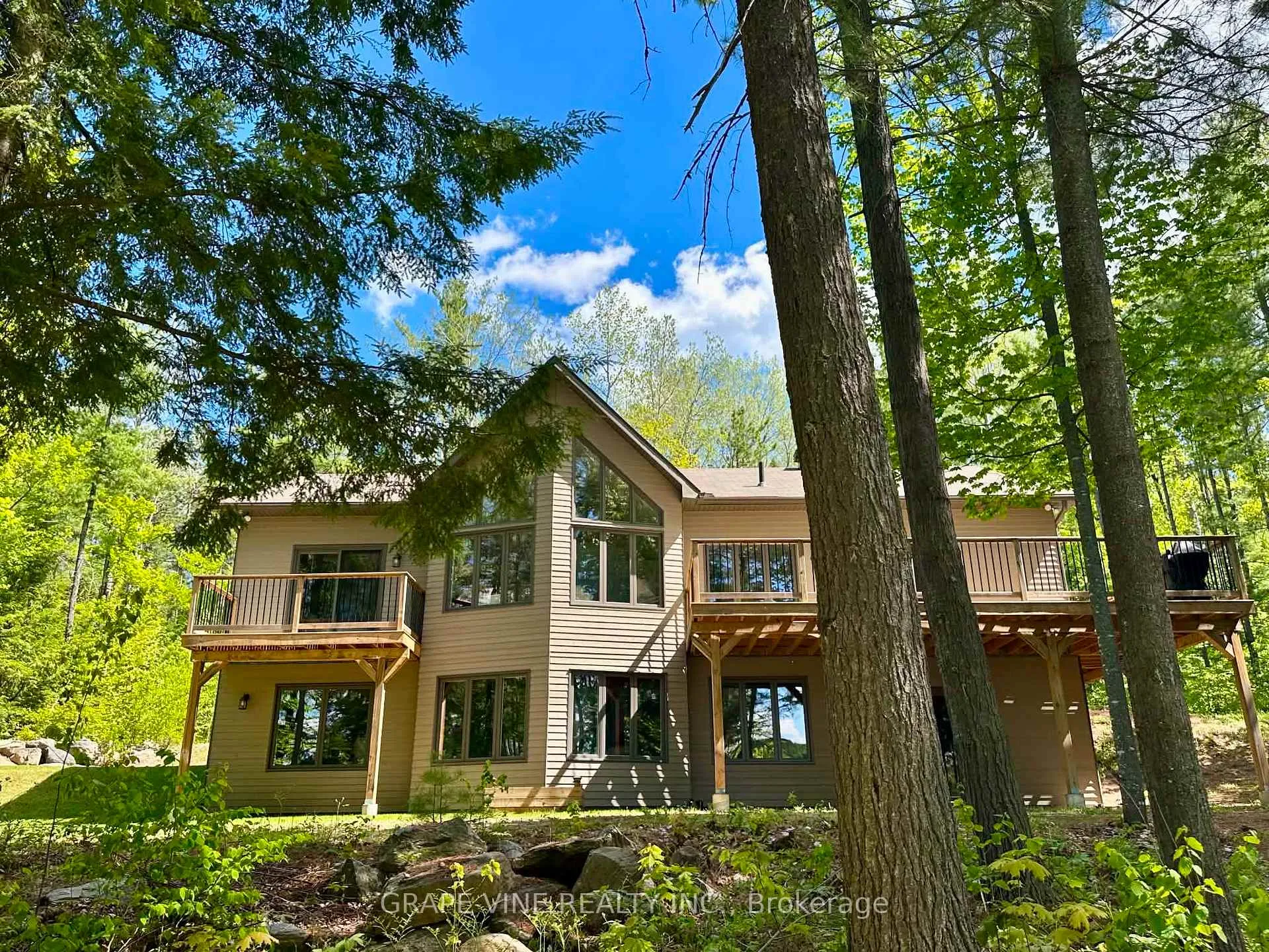 Photo 4 of 424 Lakewoods Drive, Madawaska Valley, Madawaska Valley — HOMEH