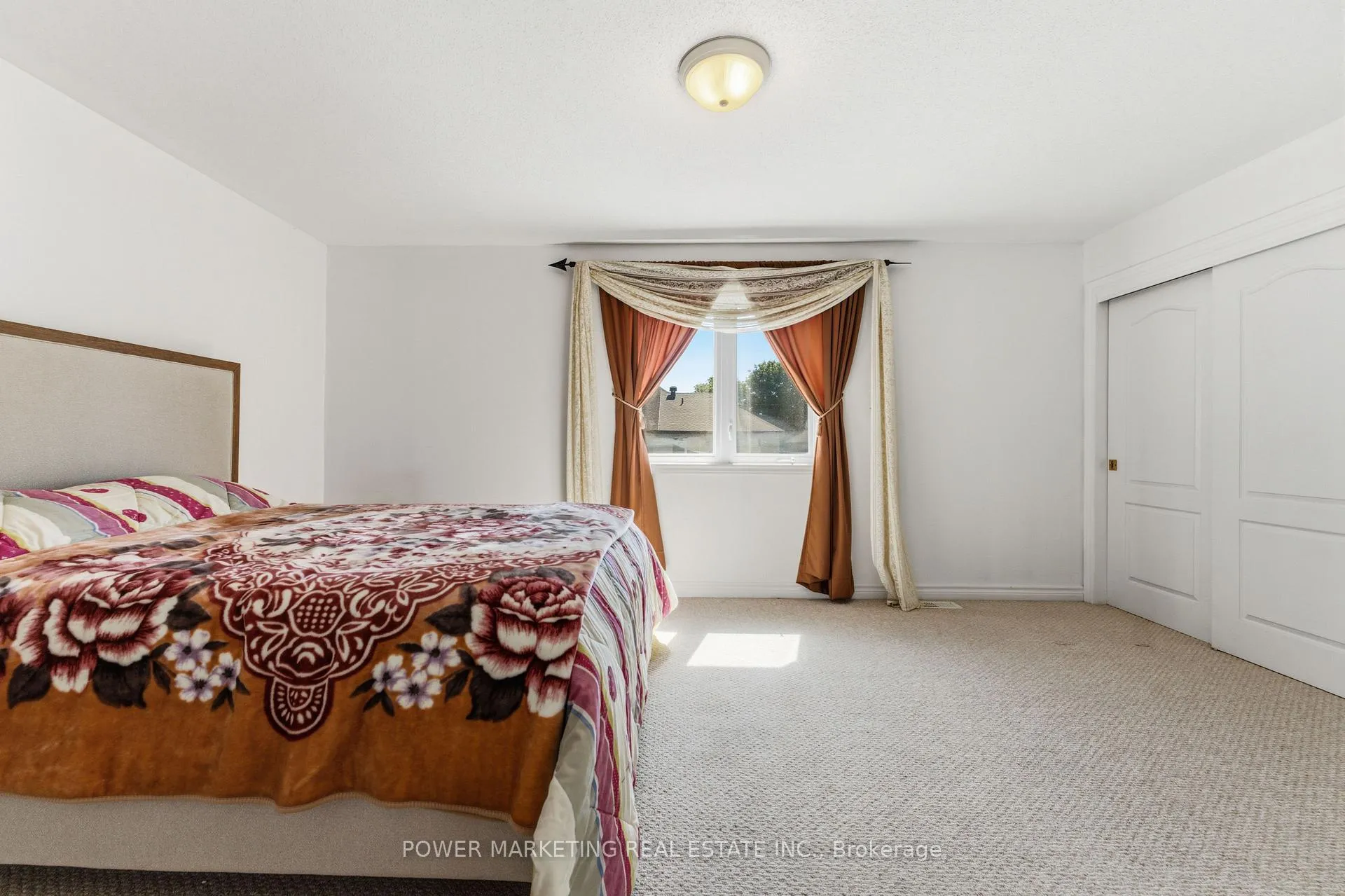 Photo 7 of 37 Cresthaven Drive, Ottawa, Barrhaven East — HOMEH
