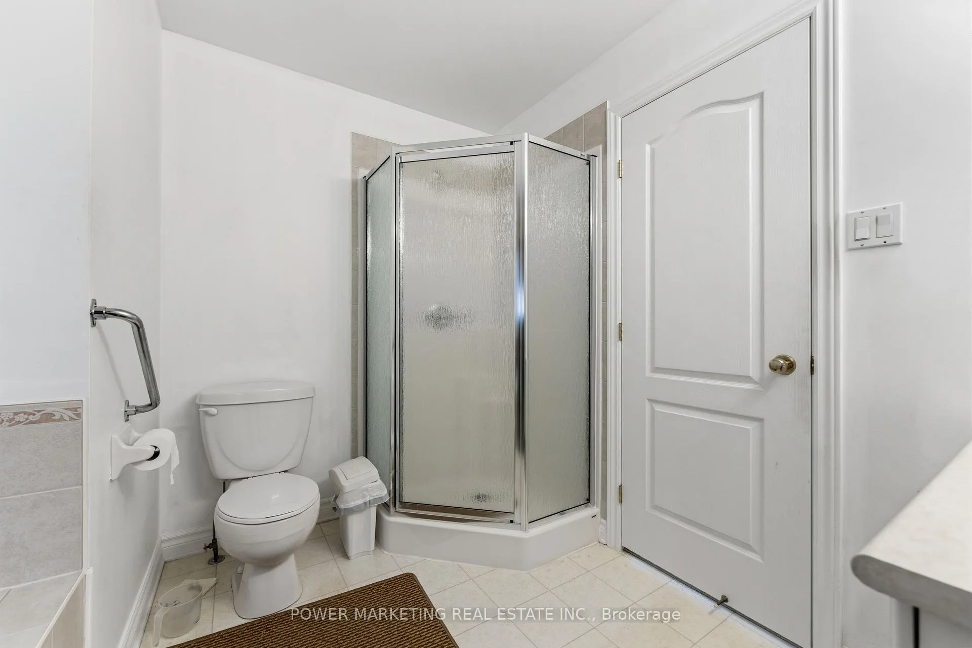 Photo 12 of 37 Cresthaven Drive, Ottawa, Barrhaven East — HOMEH