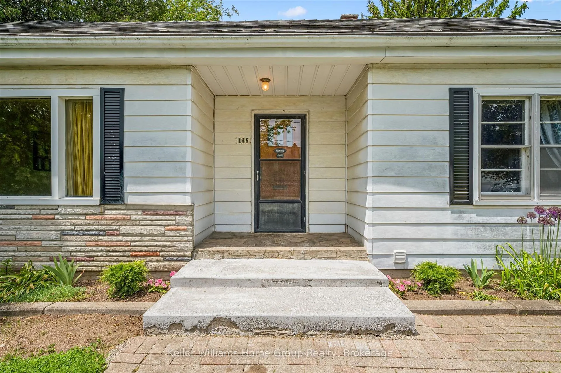 Photo 9 of 145 Forfar Street E, Centre Wellington, Fergus — HOMEH