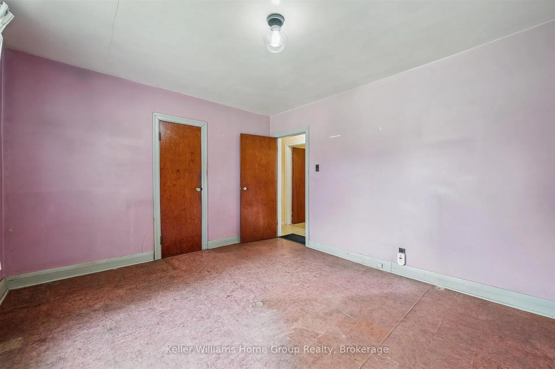 Photo 23 of 145 Forfar Street E, Centre Wellington, Fergus — HOMEH