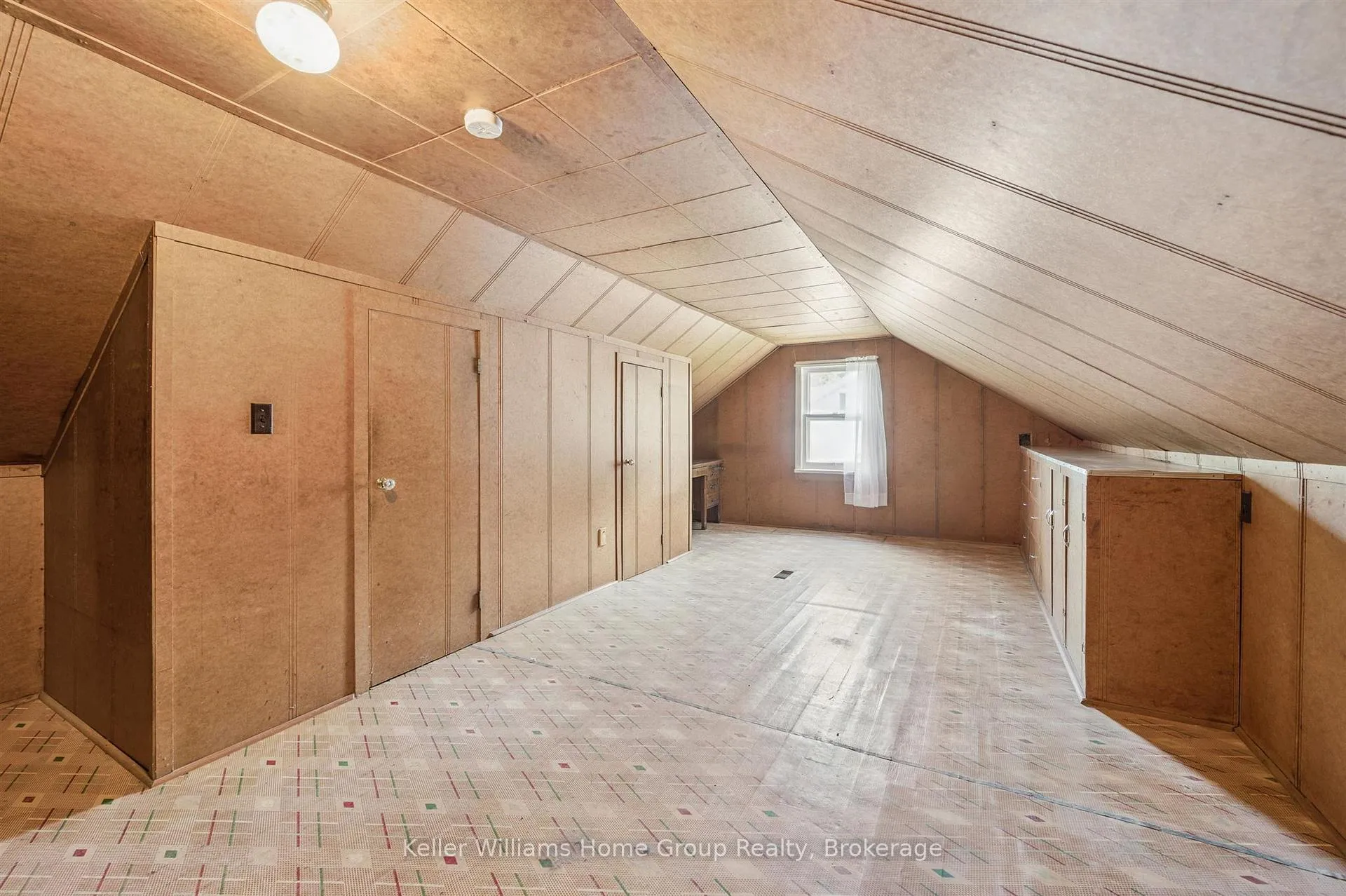 Photo 27 of 145 Forfar Street E, Centre Wellington, Fergus — HOMEH