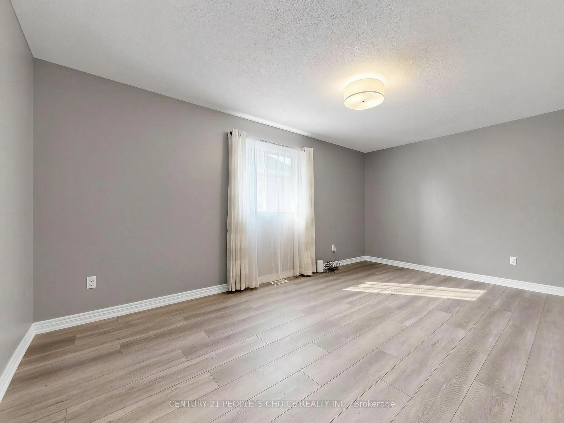 Photo 35 of 63 Kerfoot Crescent, Georgina, Keswick North — HOMEH