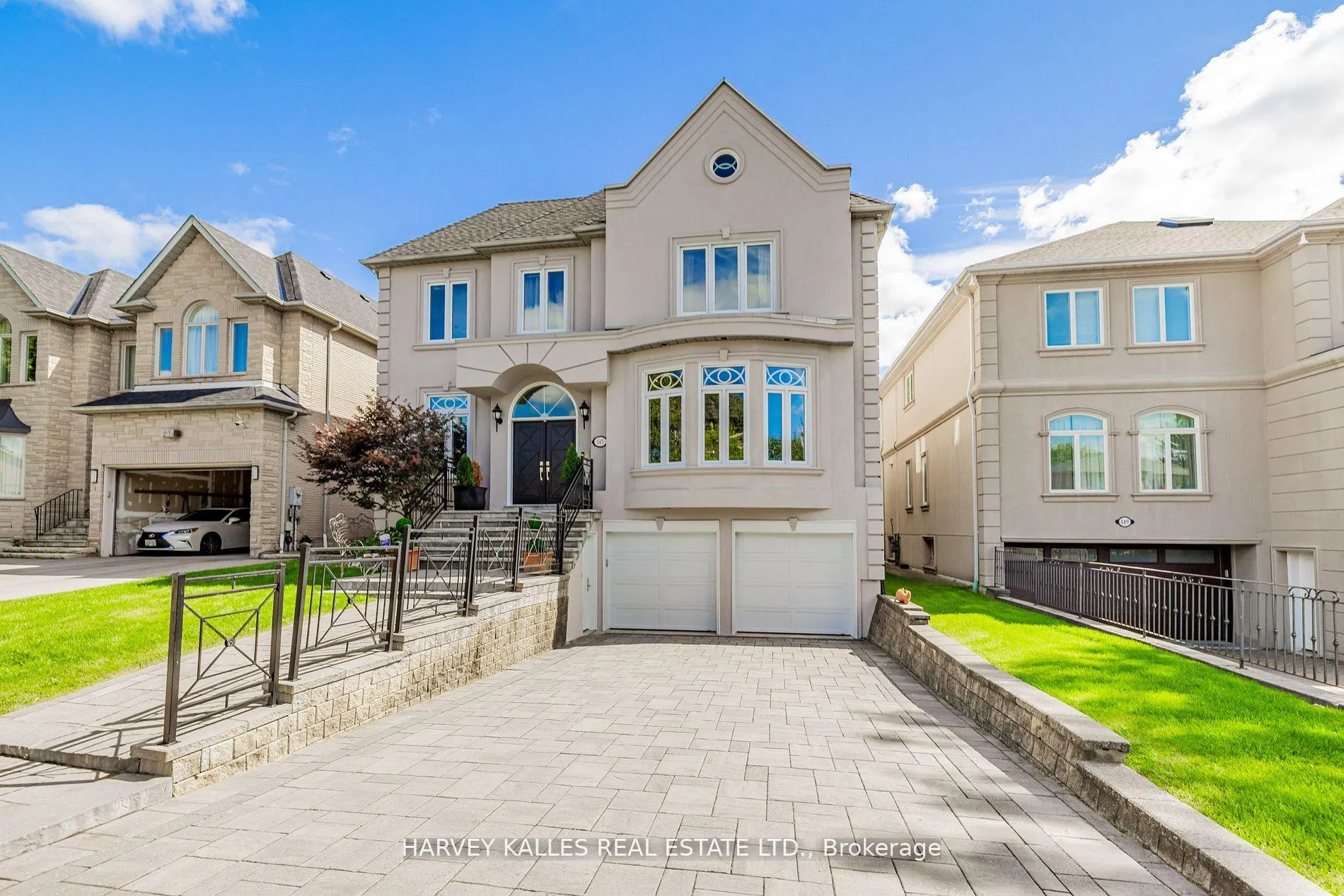 Photo 3 of 145 Rodeo Drive, Vaughan, Crestwood-Springfarm-Yorkhill — HOMEH