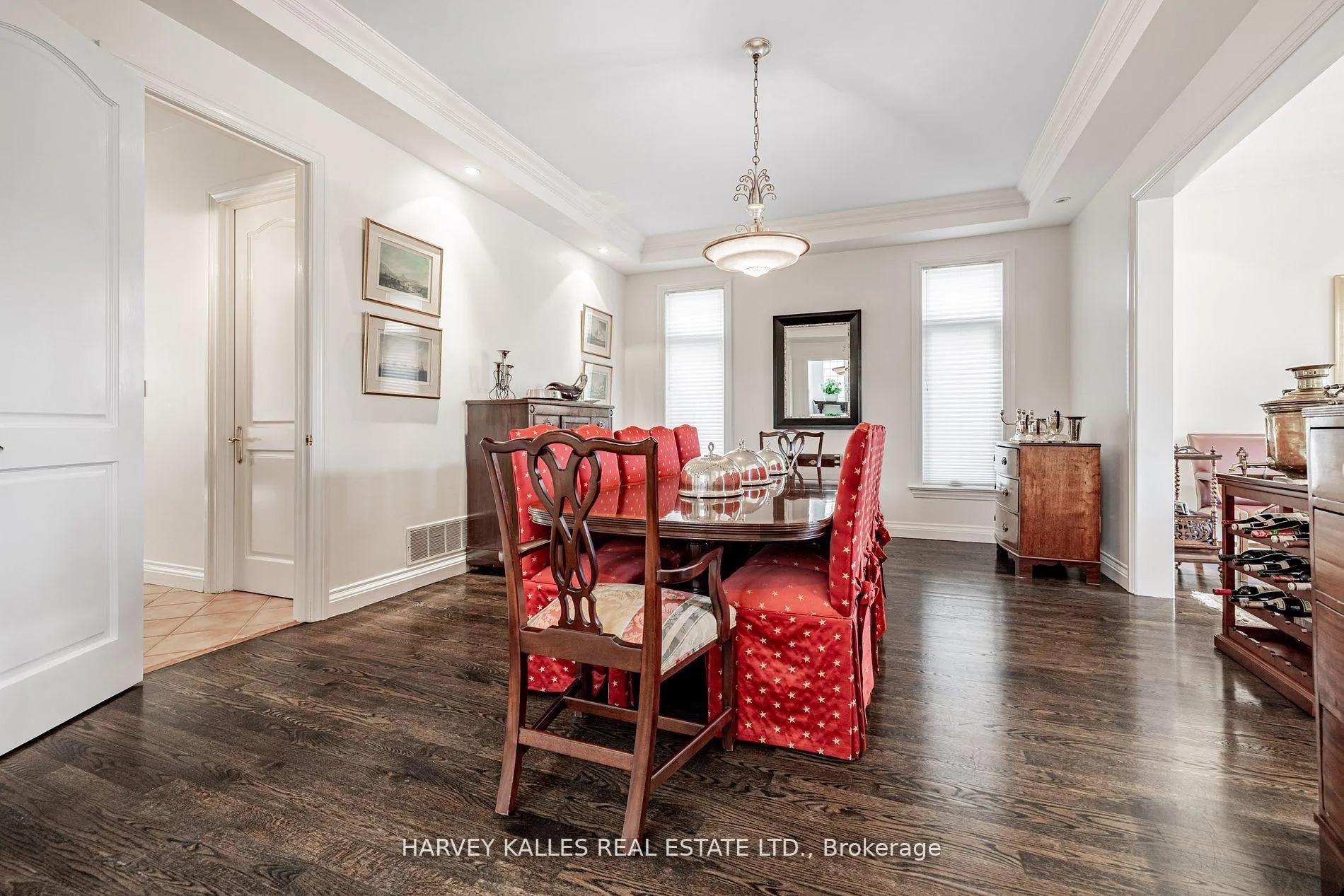 Photo 8 of 145 Rodeo Drive, Vaughan, Crestwood-Springfarm-Yorkhill — HOMEH