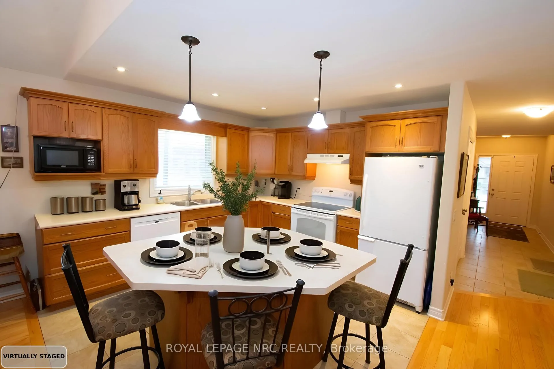 Photo 10 of Unit 1, 603 Welland Avenue, St. Catharines, Carlton/Bunting — HOMEH