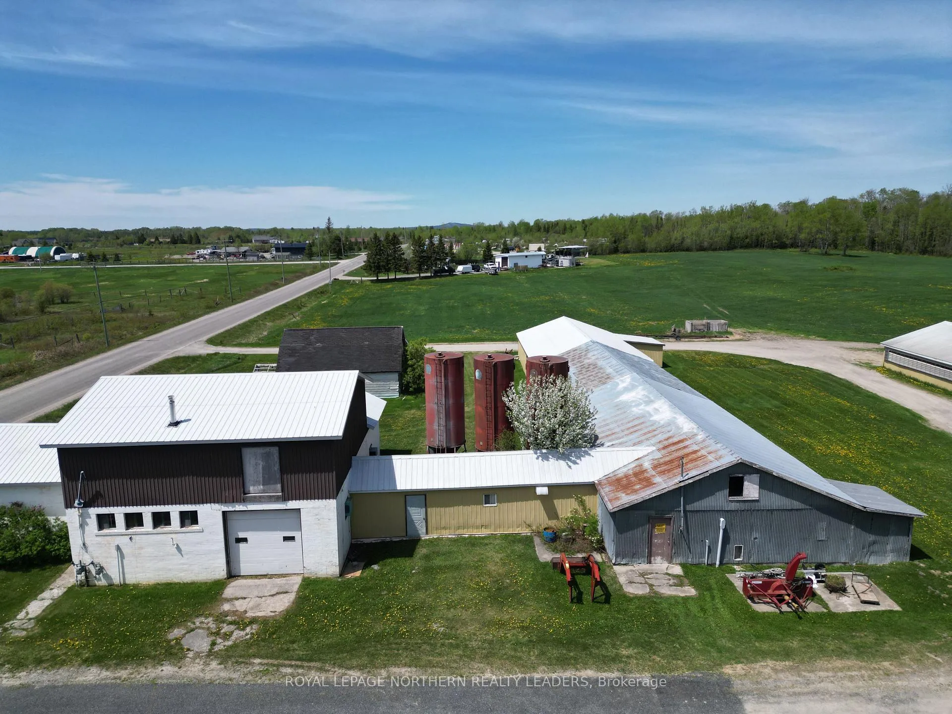 Photo 3 of 1226 Sandy Falls Road, Timmins, MTJ - 101 West — HOMEH