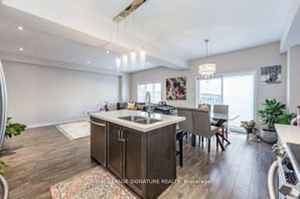 Photo 5 of Unit 7, 120 Vineberg Drive, Hamilton, Chappel — HOMEH