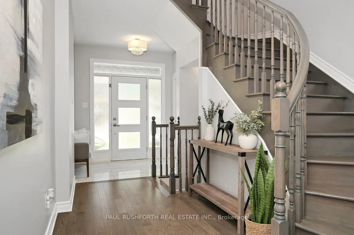 Photo 3 of 253 Enclave Walk, Ottawa, Mer Bleue/Bradley Estates/Anderson Park — HOMEH