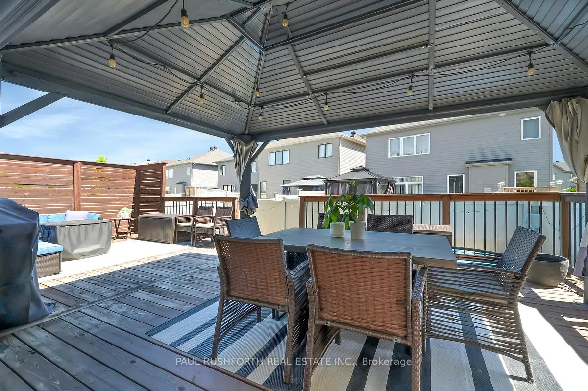 Photo 38 of 253 Enclave Walk, Ottawa, Mer Bleue/Bradley Estates/Anderson Park — HOMEH