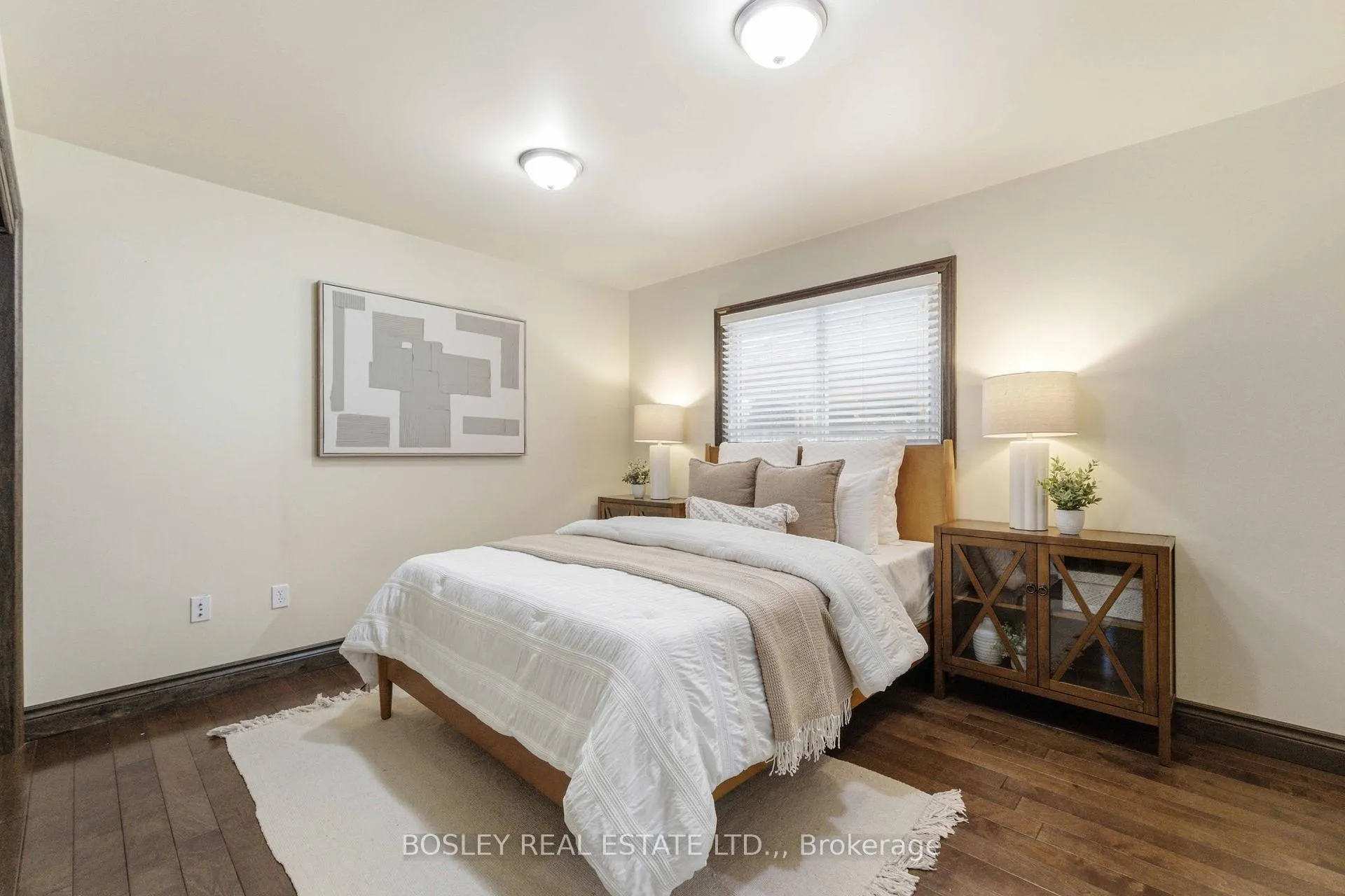 Photo 11 of 5009 Amelia Crescent, Niagara Falls, Cherrywood — HOMEH