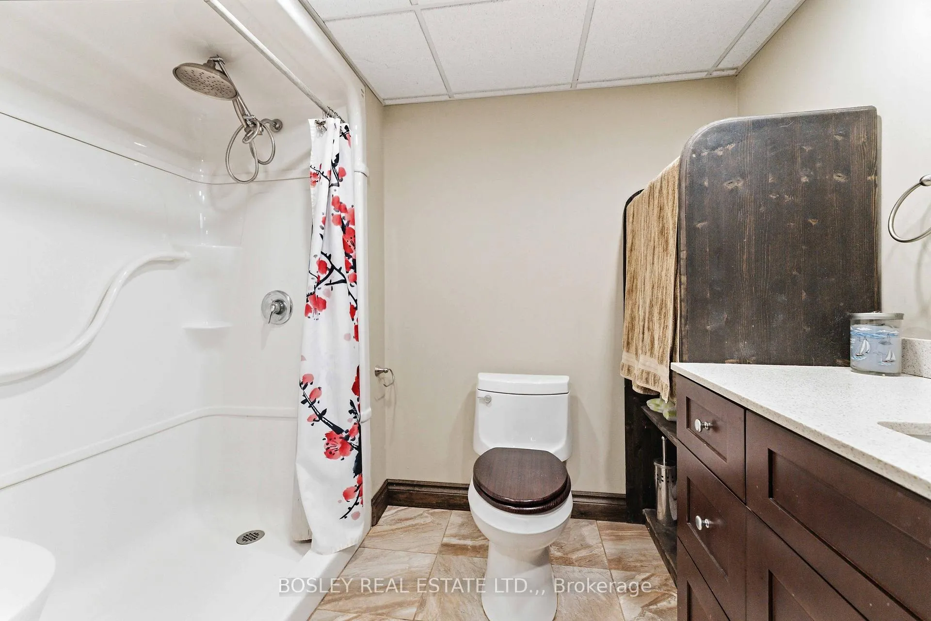 Photo 30 of 5009 Amelia Crescent, Niagara Falls, Cherrywood — HOMEH