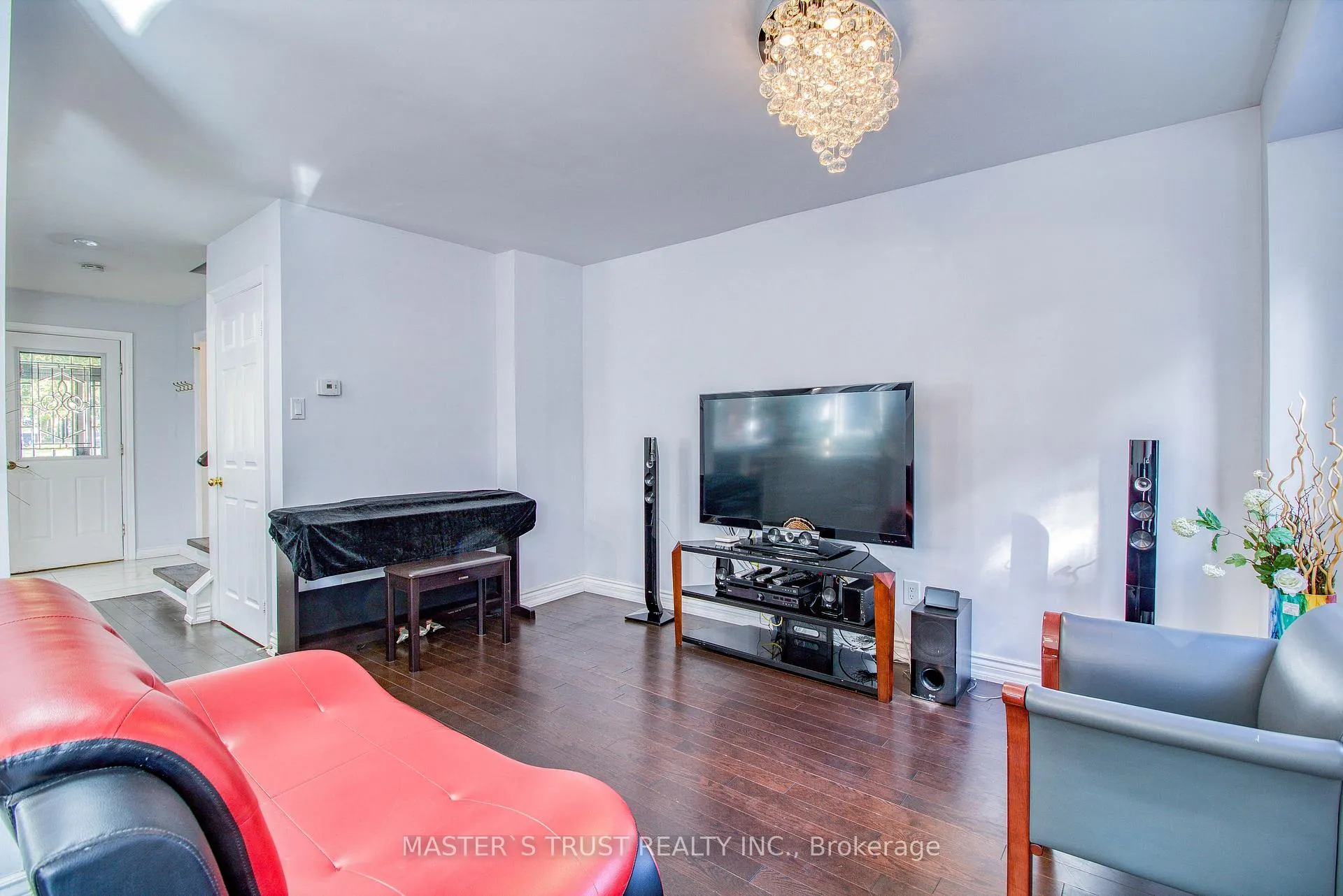 Photo 10 of 20 Valhalla Court, Aurora, Aurora Village — HOMEH