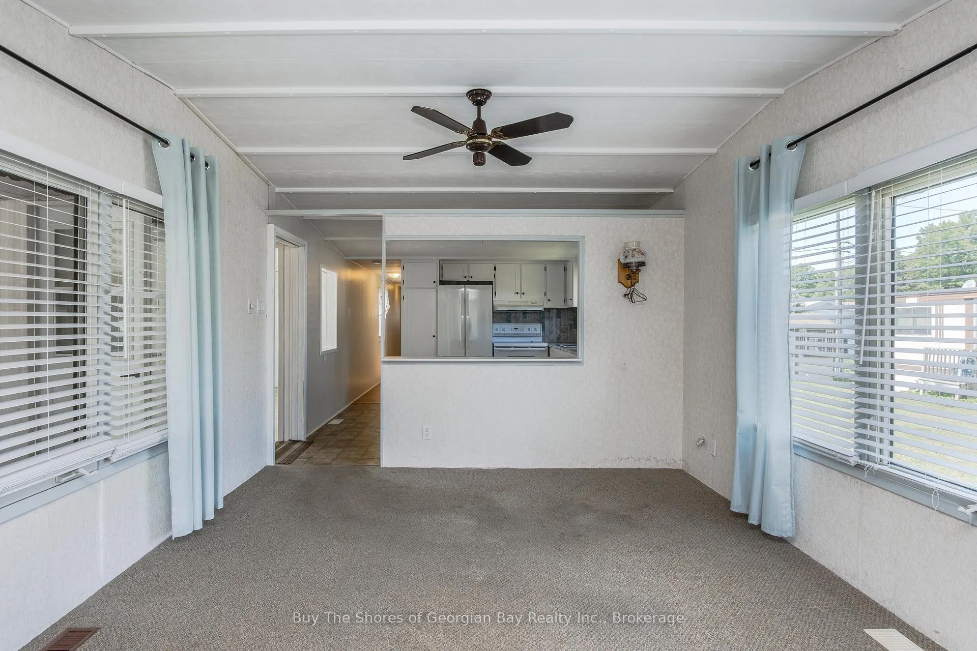 Photo 9 of 10 Maple Lane, Midland — HOMEH