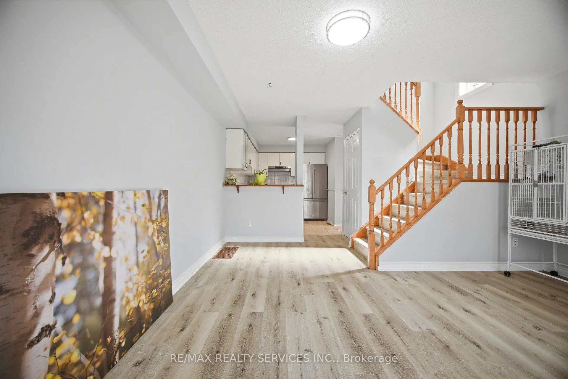 Photo 14 of 54 Yellow Brick Road, Brampton, Brampton North — HOMEH